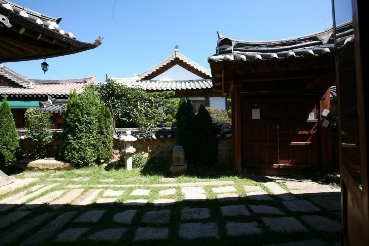 Hotel Gaeunchae 2 Jeonju Zewnętrze zdjęcie