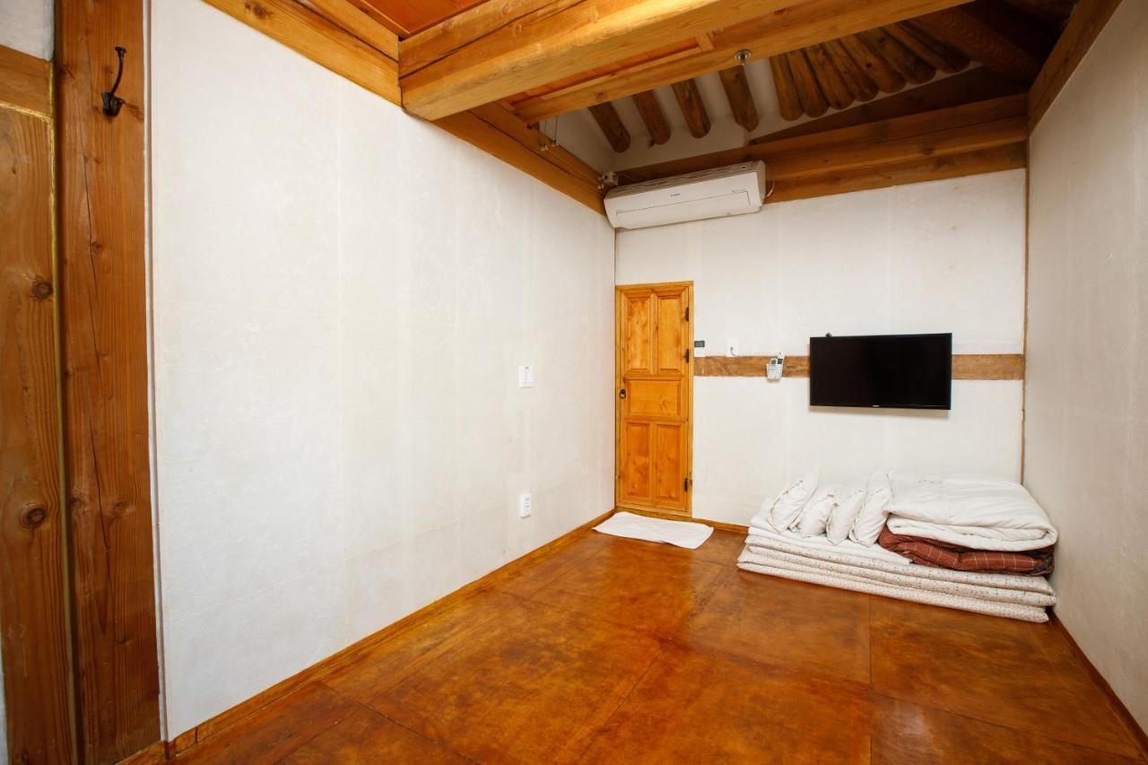 Hotel Gaeunchae 2 Jeonju Zewnętrze zdjęcie